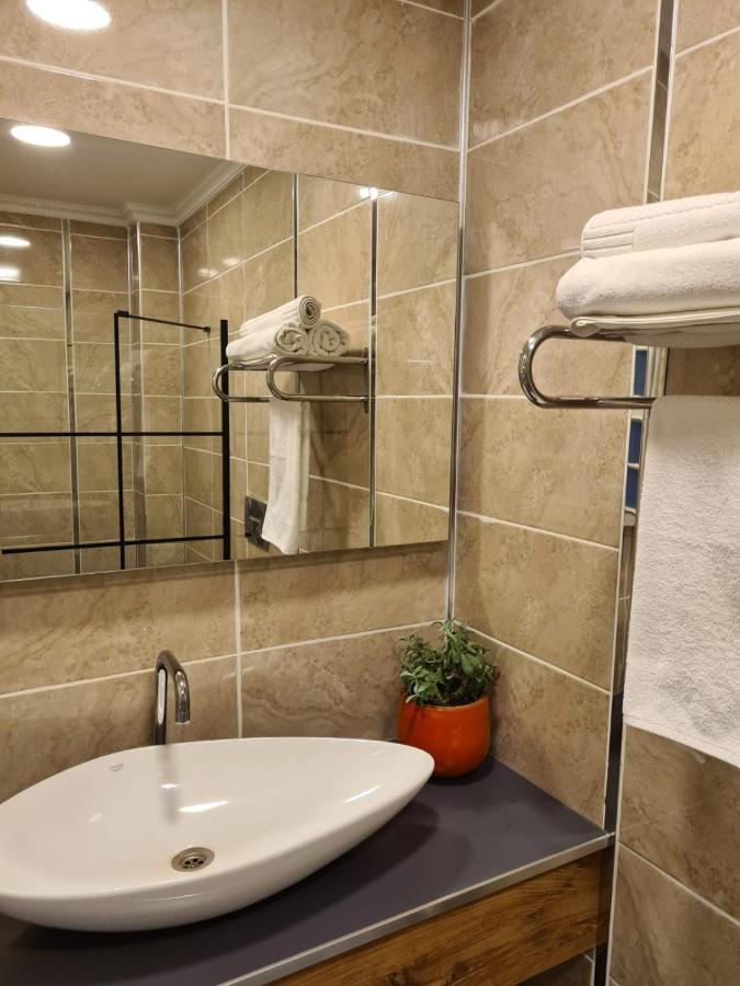 Ekin Otel Goecek מראה חיצוני תמונה